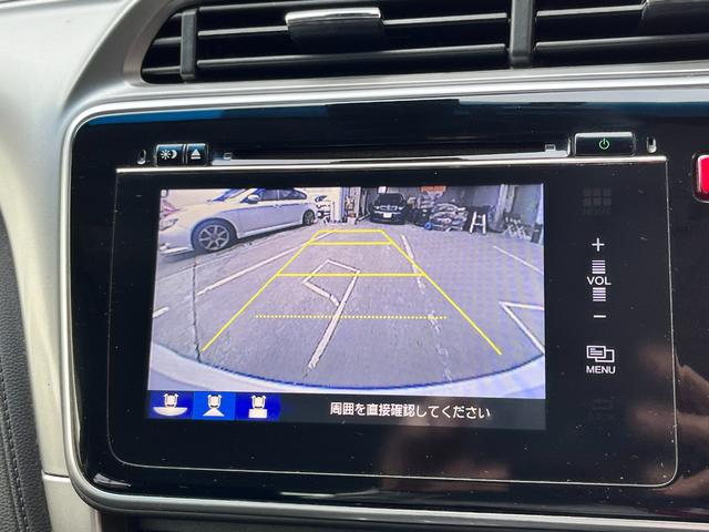 グレイス ハイブリッドEX 衝突軽減装置・純正ナビ・Rバックカメラ・LEDヘッドライト・フォグライト・ETC・純正16インチアルミホイール・シートヒーター・HDMI・Bluetoothオーディオ(12枚目)