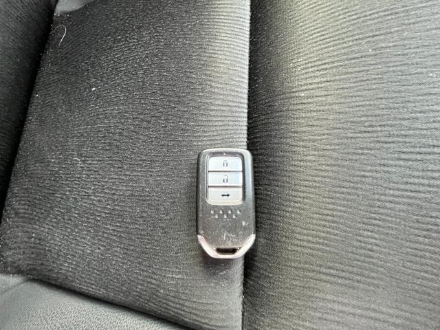 グレイス ハイブリッドEX 衝突軽減装置・純正ナビ・Rバックカメラ・LEDヘッドライト・フォグライト・ETC・純正16インチアルミホイール・シートヒーター・HDMI・Bluetoothオーディオ(22枚目)