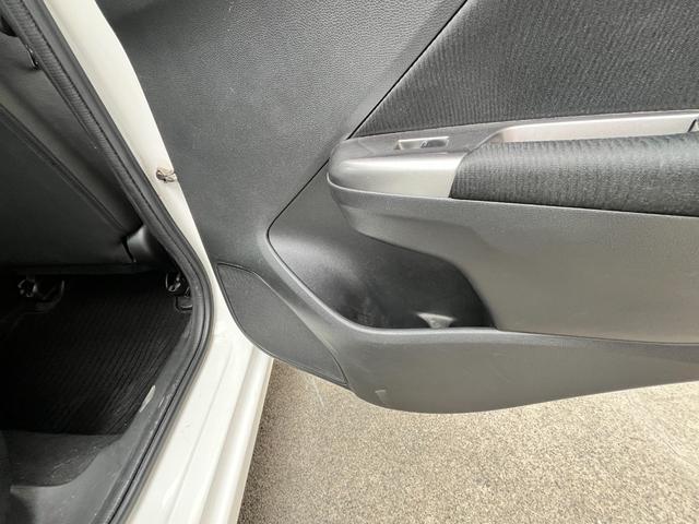 グレイス ハイブリッドEX 衝突軽減装置・純正ナビ・Rバックカメラ・LEDヘッドライト・フォグライト・ETC・純正16インチアルミホイール・シートヒーター・HDMI・Bluetoothオーディオ(29枚目)