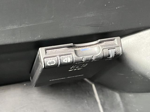 N-BOXカスタム G・ターボAパッケージ 衝突軽減装置・純正ナビ・Rバックカメラ・HIDヘッドライト・フォグライト・ETC・両側パワースライドドア・純正15インチアルミホイール・パドルシフト・スマートキー・Bluetoothオーディオ(14枚目)