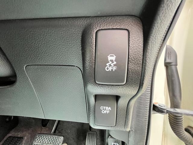 N-BOXカスタム G・ターボAパッケージ 衝突軽減装置・純正ナビ・Rバックカメラ・HIDヘッドライト・フォグライト・ETC・両側パワースライドドア・純正15インチアルミホイール・パドルシフト・スマートキー・Bluetoothオーディオ(21枚目)