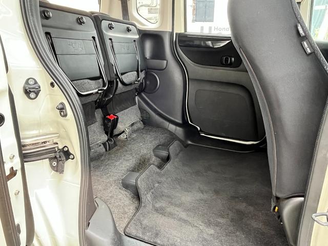 N-BOXカスタム G・ターボAパッケージ 衝突軽減装置・純正ナビ・Rバックカメラ・HIDヘッドライト・フォグライト・ETC・両側パワースライドドア・純正15インチアルミホイール・パドルシフト・スマートキー・Bluetoothオーディオ(31枚目)