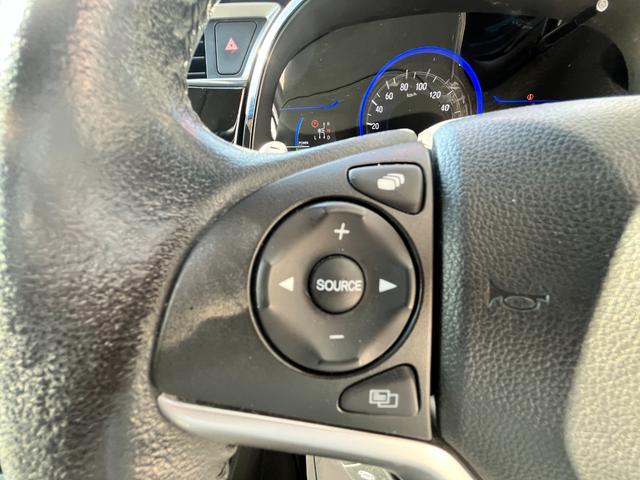 シャトル ハイブリッドZ 衝突軽減装置・純正ナビ・Rバックカメラ・ETC・LEDヘッドライト・フォグライト・シートヒーター・オートリトラ・純正ドラレコ・スマートキー・HDMI・Bluetoothオーディオ(18枚目)