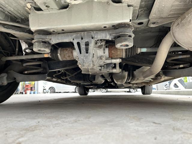 フリード＋ Ｇ・ホンダセンシング　ワンオーナー車・衝突軽減装置・社外ナビ・Ｒバックカメラ・両側パワースライドドア・４ＷＤ・シートヒーター・ＥＴＣ・スマートキー（8枚目）