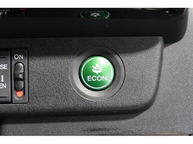 ステップワゴンスパーダ スパーダ・クールスピリットホンダセンシング　ホンダ認定中古　後席モニター　前後ドラレコ　両側電動スライドドア　純正ナビ　Ｂｌｕｅｔｏｏｔｈ　ＡｐｐｌｅＣａｒＰｌａｙ　ＵＳＢ接続　シートヒーター　衝突軽減ブレーキ　追従型クルーズコントロール（19枚目）