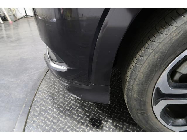 フロントバンパー下部に傷がございます。こちらは現状での販売になります。