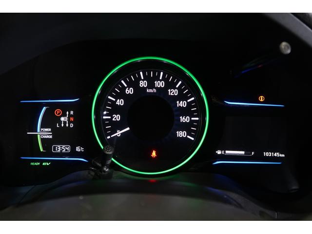 メーターも見易いレイアウトなので安心ドライブをサポートします☆