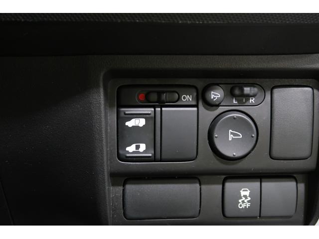 フリード Ｇジャストセレクション　ホンダ認定中古車　ワンオーナー　純正ナビ　フルセグＴＶ　ミュージックサーバー　バックカメラ　ＥＴＣ　ステアリングスイッチ　片側電動スライドドア　ＨＩＤライト　フルオートＡＣ　７人乗り　スマートキー（19枚目）