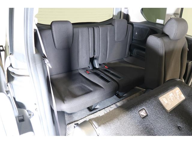フリード Ｇジャストセレクション　ホンダ認定中古車　ワンオーナー　純正ナビ　フルセグＴＶ　ミュージックサーバー　バックカメラ　ＥＴＣ　ステアリングスイッチ　片側電動スライドドア　ＨＩＤライト　フルオートＡＣ　７人乗り　スマートキー（22枚目）