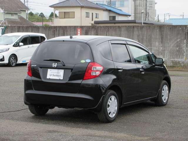 13G 認定中古車 エアコン パワステ 運転席・助手席エアバッグ CDチューナー ETC 電動格納ミラー キーレス 盗難防止装置 ワンオーナー車(2枚目)