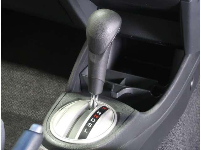 G スマートスタイルエディション 認定中古車 メモリーナビ Bカメラ ワンセグTV CD ETC 電動格納ミラー スマートキー 横滑り防止装置 盗難防止装置 ワンオーナー(12枚目)
