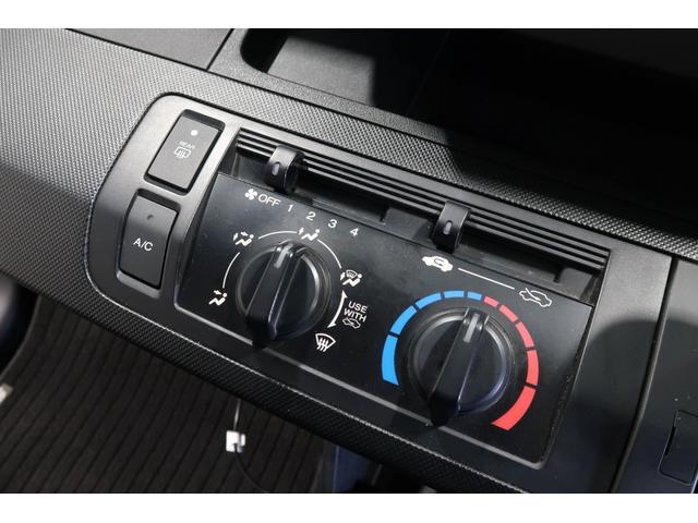 フリードスパイク Ｇ　ホンダ認定中古車ワンオーナー車／ドライブレコーダー／ナビ／ＣＤ　ＤＶＤ再生／Ｂｌｕｅｔｏｏｔｈオーディオ／ワンセグテレビ／ＥＴＣ車載器／キーレスエントリー／セキュリティアラーム／電動格納ドアミラー／（10枚目）