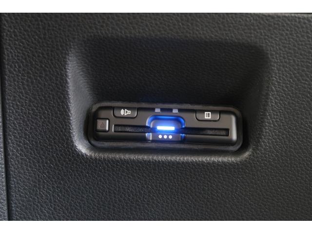 フィット ホーム ホンダ認定中古車2年保証付デモカー◆ナビ◆Bluetooth◆USBポート◆地デジフルセグ◆バックカメラ◆ETC車載器◆スマートキー◆セキュリティアラーム◆追従オートクルーズ◆衝突被害軽減ブレーキ◆(14枚目)