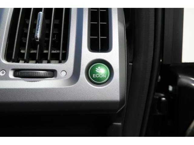 ステップワゴンスパーダ Zクールスピリット ホンダ認定中古車ワンオーナー車◆ナビ◆Bluetooth◆DVD◆地デジフルセグ◆バックカメラ◆ETC車載器◆両側パワースライドドア◆スマートキー◆セキュリティアラーム◆ディスチャージヘッドライト◆(14枚目)
