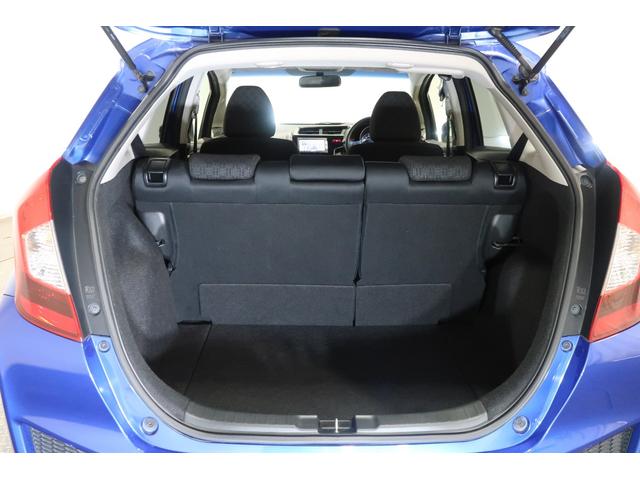 フィット 13G・Lパッケージ ホンダ認定中古車◆純正メモリーナビVXM-145VSi◆Bluetooth◆DVD◆ワンセグTV◆バックカメラ◆ETC車載器◆スマートキー◆セキュリティアラーム◆電動格納ドアミラ-◆LEDヘッドライト(17枚目)