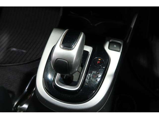 フィットハイブリッド Lホンダセンシング ホンダ認定中古車◆ナビ◆Bluetooth◆USBポート◆地デジフルセグ◆バックカメラ◆ETC車載器◆スマートキー◆セキュリティアラーム◆LEDヘッドライト◆追従オートクルーズ◆衝突被害軽減ブレーキ◆(8枚目)