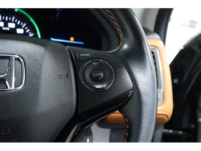 ヴェゼル ハイブリッドＺ　ホンダ認定中古車ワンオーナー／ドラレコ／ナビ／Ｂｌｕｅｔｏｏｔｈ／地デジフルセグ／ＵＳＢポート／バックカメラ／ＥＴＣ車載器／スマートキー／シートヒーター／ＬＥＤヘッドライト／衝突被害軽減ブレーキ／（13枚目）