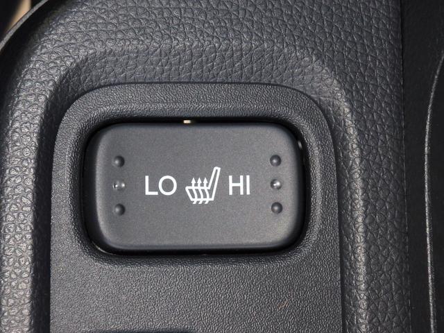 背中とお尻がポッカポカで心地よいシートヒーターも装備されています。真冬でも数十秒で効き始めるので寒さが苦手な方の必需品です☆