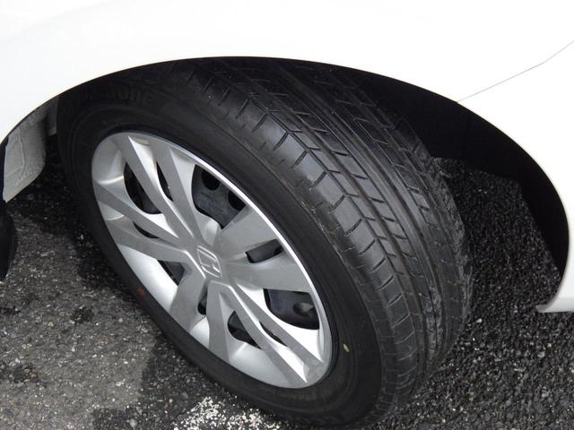 フィット e:HEVホーム ホンダ認定中古車2年保証付デモカー◆禁煙車◆ドラレコ◆ナビ◆Bluetooth◆USB◆地デジフルセグ◆全周囲カメラ◆ETC2.0車載器◆LEDヘッドライト◆ブラインドモニター◆衝突被害軽減ブレーキ◆(25枚目)