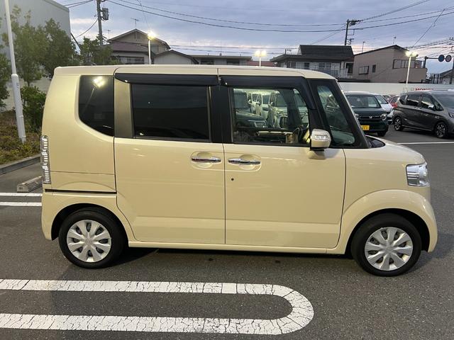 Ｎ－ＢＯＸ Ｇ・Ｌパッケージ　両ＰＳＤ　Ｉ－ＳＴＯＰ　メンテナンスノート　カラーバックモニター　全席ＰＷ　イモビライザー　ナビテレビ　１セグ　サイドエアバック　ＡＡＣ　横滑り防止　スマートキー　ＡＢＳ　ＥＴＣ（21枚目）