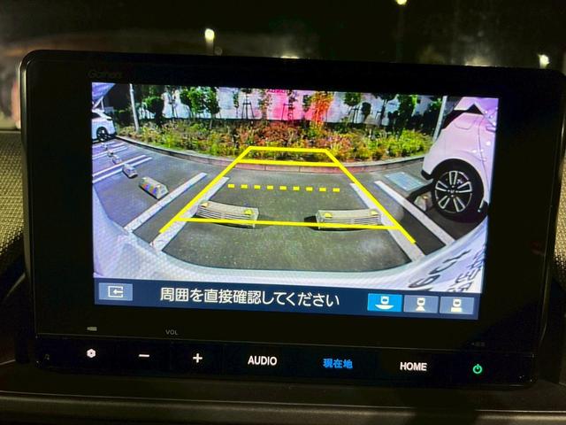 フリード エアー　クルコン　横滑り防止機能　サイドカーテンエアバック　フルオートエアコン　キーレス　衝突軽減　パワーステアリング　Ｂカメラ　ＥＴＣ　パワーウィンドウ　エアバック　ＡＢＳ　エコモード　ＵＳＢ　フルセグ（12枚目）