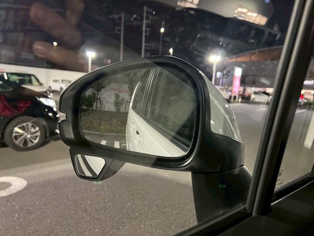 フリード エアー　クルコン　横滑り防止機能　サイドカーテンエアバック　フルオートエアコン　キーレス　衝突軽減　パワーステアリング　Ｂカメラ　ＥＴＣ　パワーウィンドウ　エアバック　ＡＢＳ　エコモード　ＵＳＢ　フルセグ（25枚目）