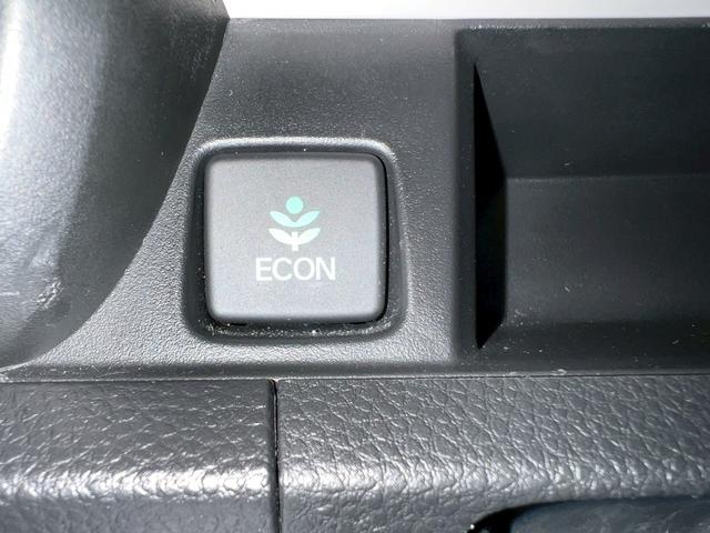 Ｎ－ＯＮＥ オリジナル　記録簿　オートクルーズコントロール　サイドエアバック　ＥＴＣ車載器　ナビ＆ＴＶ　ＬＥＤライト　ＵＳＢ　ＷＡＢ　Ｂカメラ　セキュリティ　エアバッグ　ＡＢＳ　横滑り防止装置　キーフリー　禁煙　スマキー（19枚目）