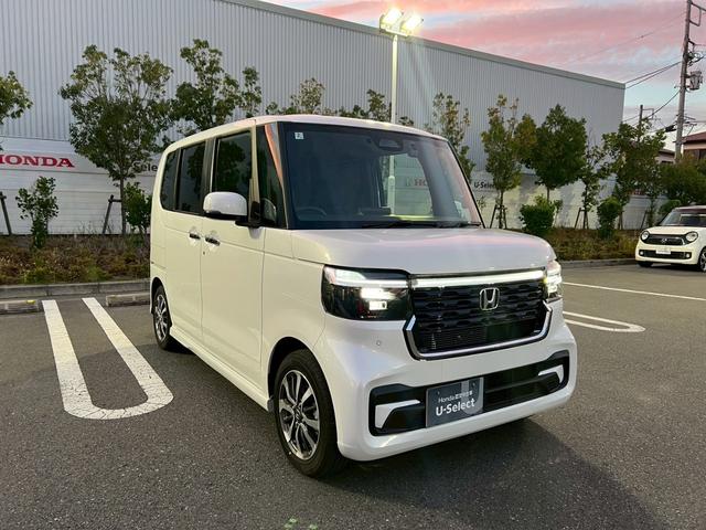 Ｎ－ＢＯＸカスタム ベースグレード　ＵＳＢ接続　Ｄレコ　ベンチシート　オートエアコン　スマートキ　ＬＥＤ　盗難防止装置　クルコン　ＥＴＣ　バックカメラ　フルセグＴＶ　パワーステアリング　エアバッグ　ＥＳＣ　フリーキー　ＣＭＢＳ　禁煙（7枚目）