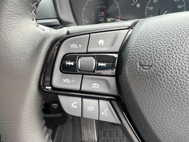 WR-V Z+ブラックスタイル 当社デモカー オートクルーズコントロール LEDヘッドランプ 盗難防止システム 衝突被害軽減システム USB スマートキー リアカメラ(6枚目)