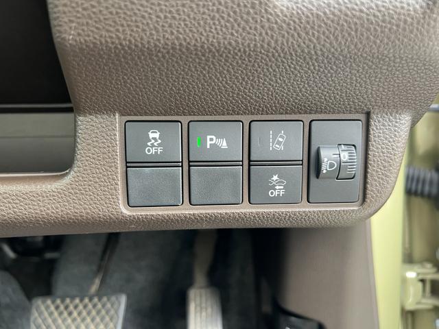 N-WGN Lホンダセンシング ETC装備 Bモニタ 誤発進抑制 1オナ LEDランプ シートヒータ フルセグ 横滑り防止機能 USBポート セキュリティアラーム キーフリー ナビTV スマートキー 記録簿(11枚目)