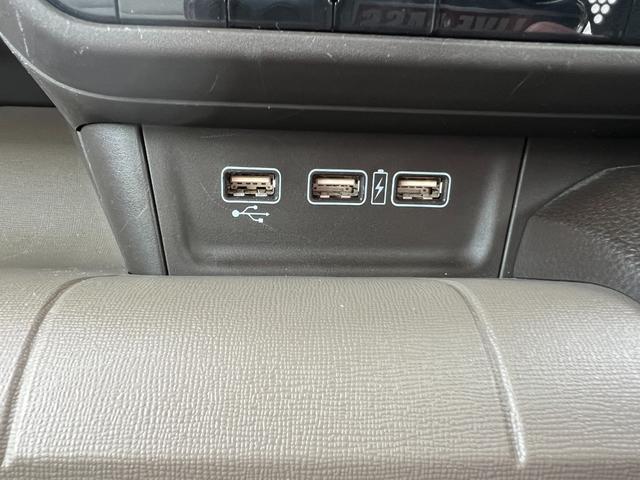 N-WGN Lホンダセンシング ETC装備 Bモニタ 誤発進抑制 1オナ LEDランプ シートヒータ フルセグ 横滑り防止機能 USBポート セキュリティアラーム キーフリー ナビTV スマートキー 記録簿(12枚目)