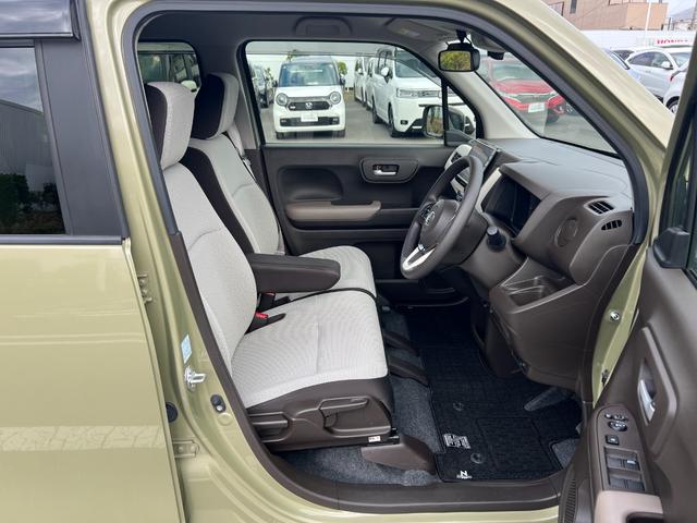 N-WGN Lホンダセンシング ETC装備 Bモニタ 誤発進抑制 1オナ LEDランプ シートヒータ フルセグ 横滑り防止機能 USBポート セキュリティアラーム キーフリー ナビTV スマートキー 記録簿(16枚目)