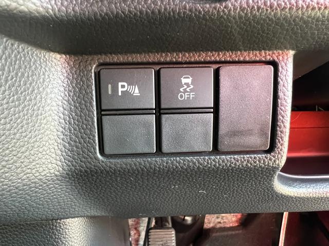 Ｎ－ＢＯＸカスタム Ｇ・Ｌターボホンダセンシング　４ＷＤ　クリアランスソナー　地デジ　サイドカーテンエアバック　Ｂモニター　ＬＥＤライト　ＶＳＡ　ターボエンジン　キーレスエントリー　スマキー　フルオートエアコン　パワステ　前席シートヒーター　ＥＴＣ（11枚目）