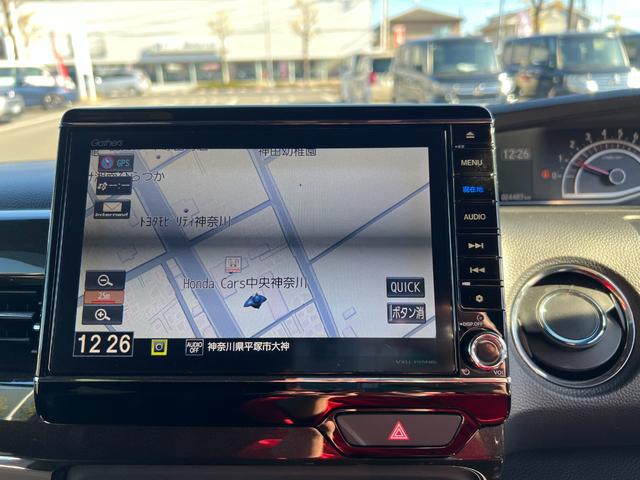 Ｎ－ＢＯＸカスタム Ｇ・Ｌターボホンダセンシング　フルセ　両側ＰＷスライドドア　Ｂモニタ　Ｉストップ　セキュリティー　クルーズコントロール　ナビＴＶ　キーレスエントリー　ＶＳＡ　ベンチＳ　ＬＥＤランプ　助手席エアバック（4枚目）
