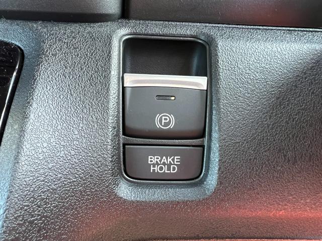 Ｎ－ＢＯＸカスタム ターボコーディネートスタイル　当社デモカー　両側電動ドア　禁煙車　Ｒカメラ　クルコン　スマートキ－　パワーステアリング　ＥＴＣ　ＶＳＡ　セキュリティ　エアコン　ＬＥＤライト　パワーウィンドウ　アイドリングストップ　ＵＳＢ　記録簿（8枚目）