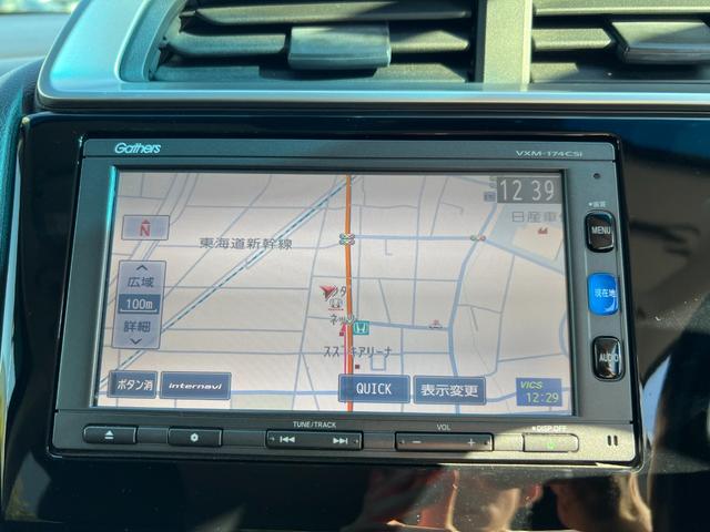フィット １３Ｇ・Ｌホンダセンシング　ＥＴＣ車載器　ナビ＆ＴＶ　サイドカーテンエアバック　リアカメラ　エアバック　パワーウインドウ　記録簿　キーフリーシステム　ＬＥＤライト　オートエアコン　ＶＳＡ　クルコン（5枚目）