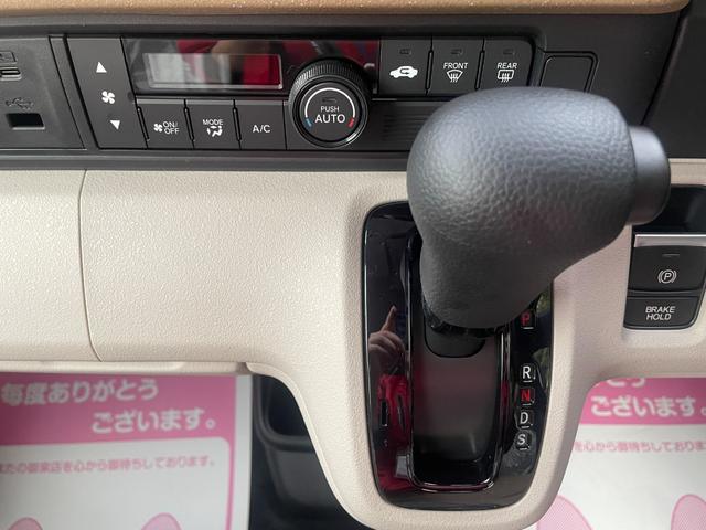 ベースグレード　届出済未使用車　衝突軽減ブレーキ　両側スライドドア　ＬＥＤヘッドライト　スマートキー　プッシュスタート　オートエアコン　アイドリングストップ　禁煙車　パワーステアリング　パワーウインドウ　修復歴無(14枚目)