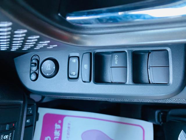 Ｎ－ＢＯＸカスタム ベースグレード　届出済未使用車　片側電動スライドドア　衝突軽減ブレーキ　ＬＥＤライト　スマートキー　プッシュスタート　オートエアコン　アイドリングストップ　禁煙車　パワーステアリング　パワーウインドウ　修復歴無（27枚目）