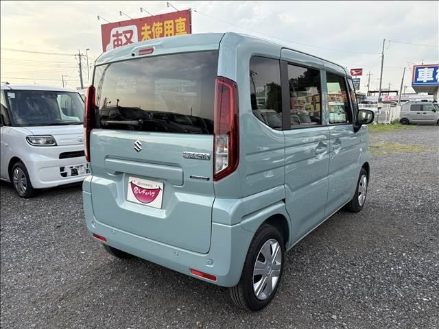スペーシア ハイブリッドＧ　届出済未使用車　スズキセーフティサポート　横滑り防止装置　両側スライドドア　オートエアコン　オートライト　プッシュスタート　スマートキー　パワーウインドウ　アイドリングストップ　禁煙車　修復歴無（7枚目）