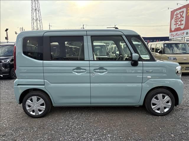 スペーシア ハイブリッドＧ　届出済未使用車　スズキセーフティサポート　横滑り防止装置　両側スライドドア　オートエアコン　オートライト　プッシュスタート　スマートキー　パワーウインドウ　アイドリングストップ　禁煙車　修復歴無（8枚目）