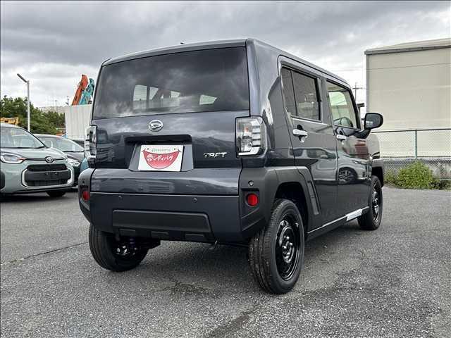 タフト Ｘ　届出済未使用車　スカイフィールトップ　スマートキー　衝突軽減ブレーキシステム　横滑り防止装置　ＬＥＤ　　禁煙車　オートエアコン　セキュリティアラーム　　パワーステアリング　パワーウインドウ　修復歴無（10枚目）