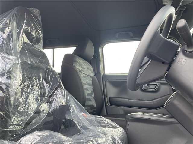 タフト Ｘ　届出済未使用車　スカイフィールトップ　スマートキー　衝突軽減ブレーキシステム　横滑り防止装置　ＬＥＤ　　禁煙車　オートエアコン　セキュリティアラーム　　パワーステアリング　パワーウインドウ　修復歴無（15枚目）
