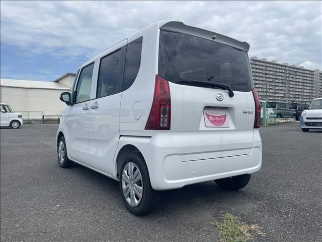 タント Ｌ　届出済未使用車　衝突軽減ブレーキ　ピラーレス　アイドリングストップ　コーナーセンサー　横滑り防止装置　ＬＥＤヘッドライト　禁煙車　スマートキー　パワーステアリング　修復歴無（8枚目）