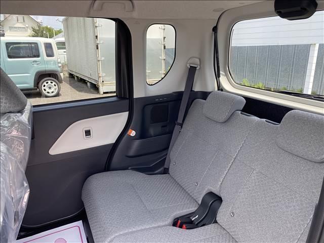 タント Ｌ　届出済未使用車　衝突軽減ブレーキ　ピラーレス　アイドリングストップ　コーナーセンサー　横滑り防止装置　ＬＥＤヘッドライト　禁煙車　スマートキー　パワーステアリング　修復歴無（6枚目）