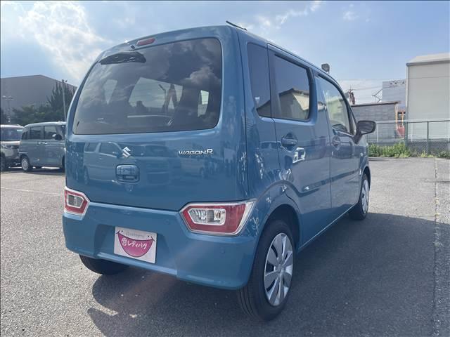ワゴンＲ ＦＸ　届出済未使用車　ＣＤプレーヤー付き　衝突軽減ブレーキ　横滑り防止装置　ヘッドランプハロゲン　スマートキー　禁煙車　オートエアコン　セキュリティアラーム　パワーウインドウ　修復歴無（10枚目）