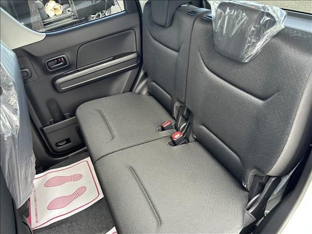 ワゴンＲ ＦＸ　届出済未使用車　ＣＤプレーヤー付き　衝突軽減ブレーキ　横滑り防止装置　ヘッドランプハロゲン　スマートキー　禁煙車　オートエアコン　セキュリティアラーム　パワーウインドウ　修復歴無（19枚目）