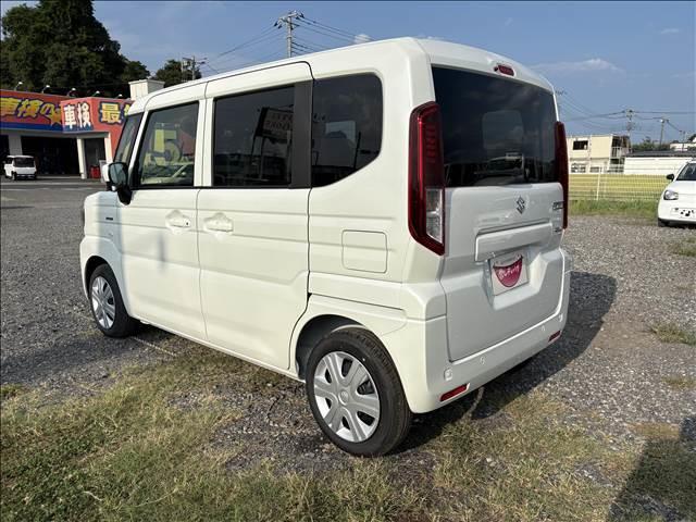 スペーシア ハイブリッドＧ　届出済未使用車　スズキセーフティサポート　横滑り防止装置　両側スライドドア　オートエアコン　オートライト　プッシュスタート　スマートキー　パワーウインドウ　アイドリングストップ　禁煙車　修復歴無（5枚目）