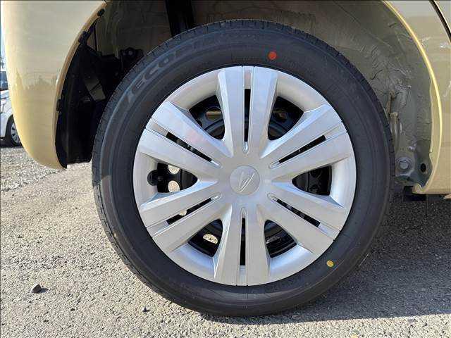 タント L 届出済未使用車 衝突軽減ブレーキ ピラーレス アイドリングストップ コーナーセンサー 横滑り防止装置 LEDヘッドライト 禁煙車 スマートキー パワーステアリング 修復歴無(12枚目)