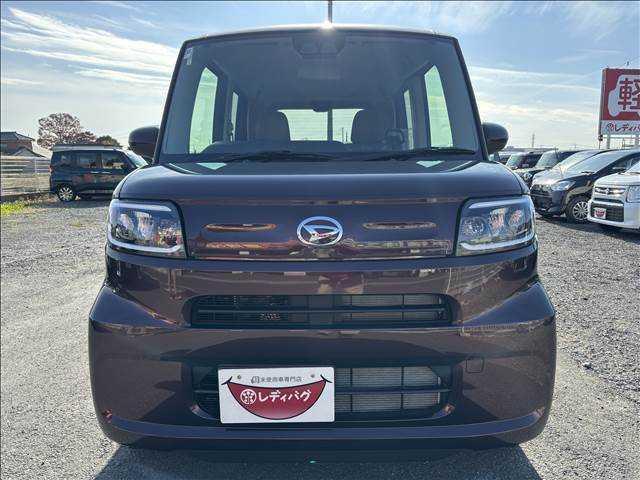 タント L 届出済未使用車 衝突軽減ブレーキ ピラーレス アイドリングストップ コーナーセンサー 横滑り防止装置 LEDヘッドライト 禁煙車 スマートキー パワーステアリング 修復歴無(5枚目)