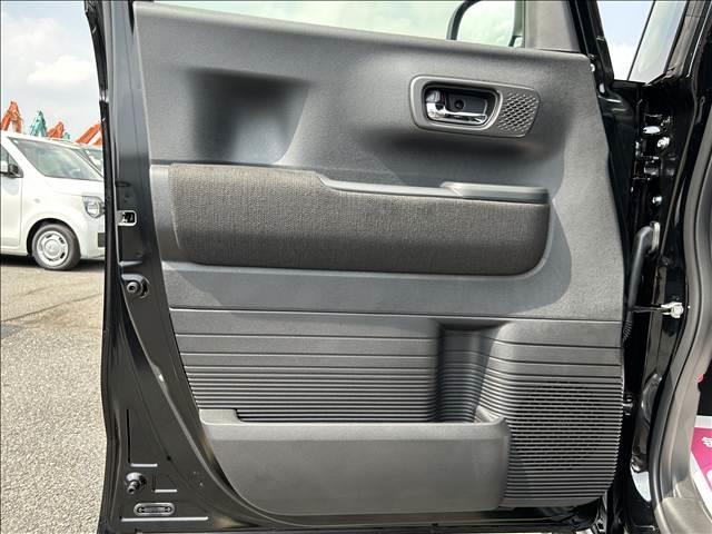 ★★★レディバグは走行距離２０ｋｍ以下、一般公道を走っていない、届出済未使用車のみご提供しています。★★★